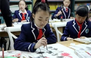 河南促民办教育发展 学费收入5%用来资助学生