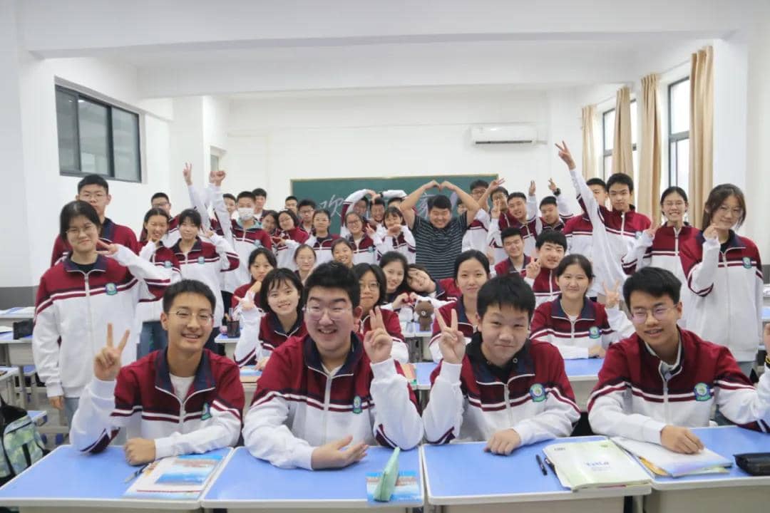 最好的你们——新奇中学高一新生入学满月啦