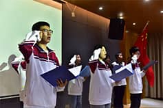 经典诵读  筑梦未来  郑州新奇中学诗歌朗诵比赛